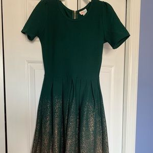 EUC XS Elegant LuLaRoe Amelia - Emerald/Gold